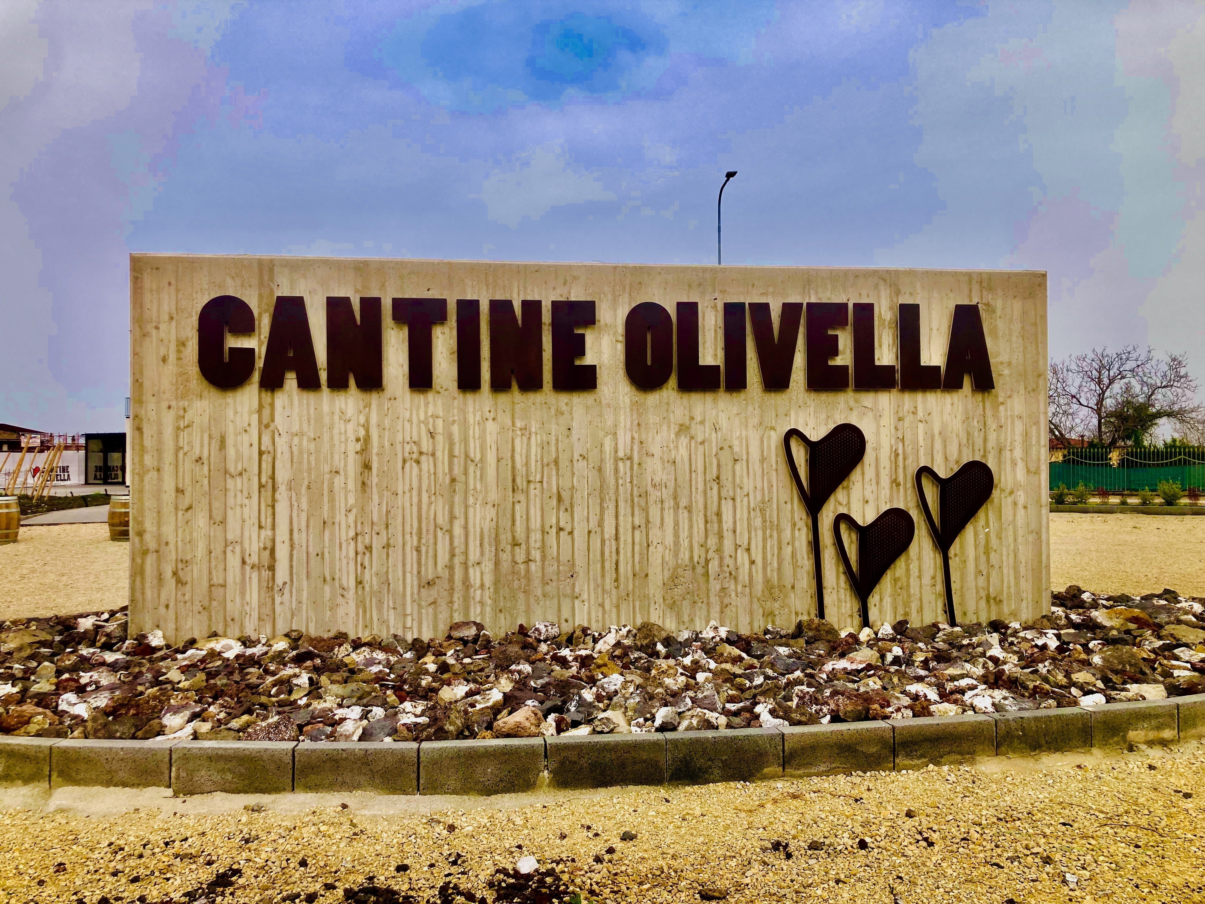 Cantine Olivella entrata alla nuova sede