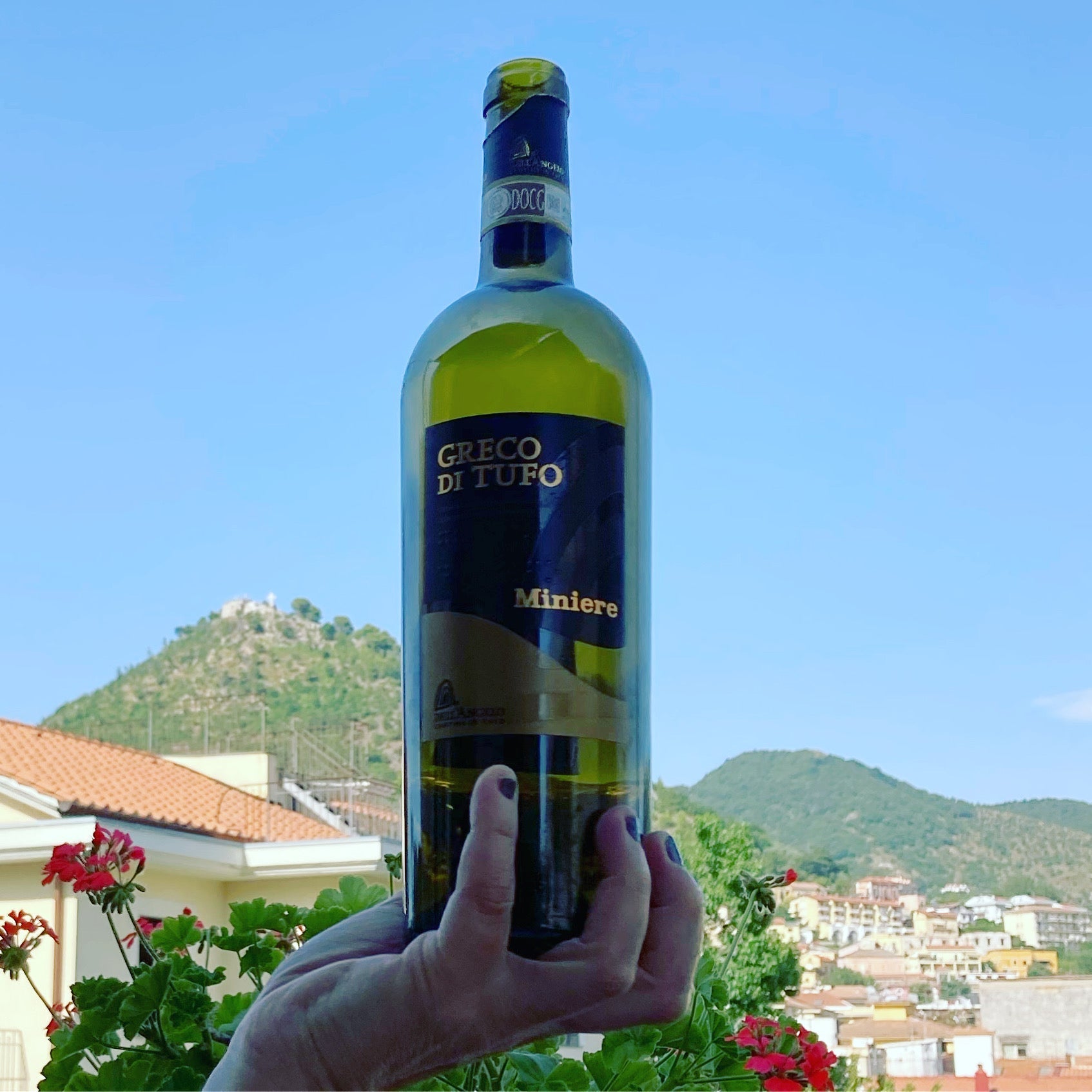 Bottiglia Greco di Tufo Miniere Angelo Muto Cantine Dell'Angelo vino bianco irpino DOCG